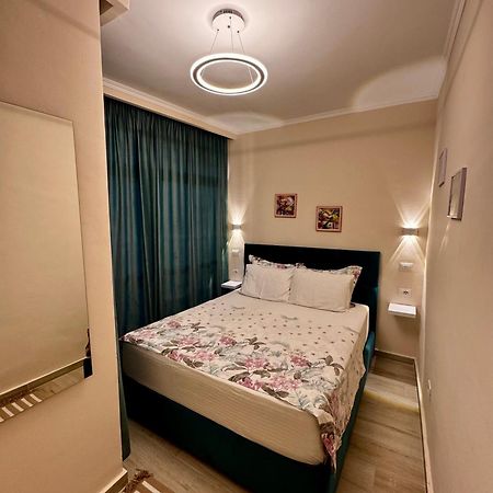 Klar Apartment Few Steps From The Beach Драч Екстериор снимка