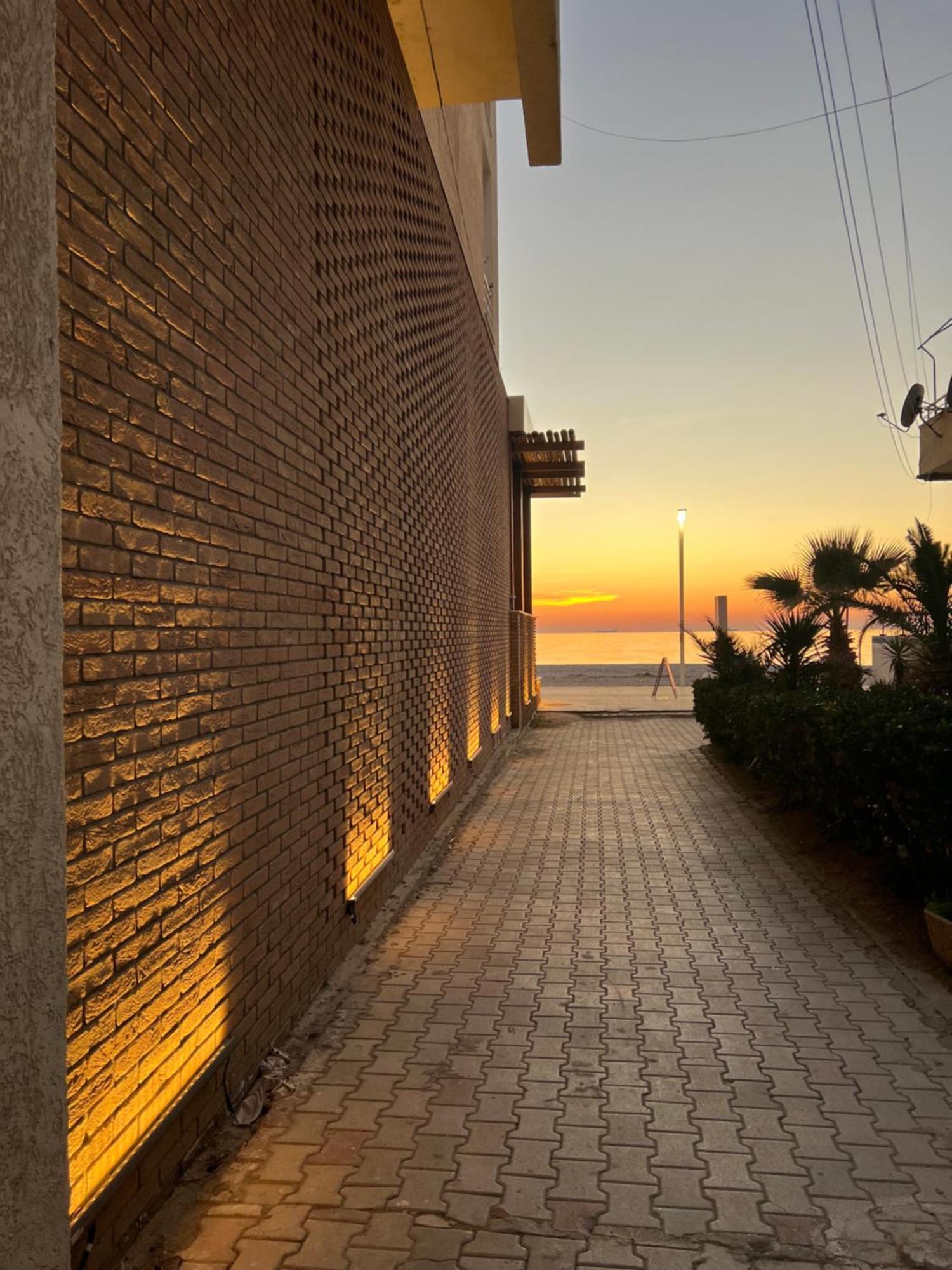 Klar Apartment Few Steps From The Beach Драч Екстериор снимка